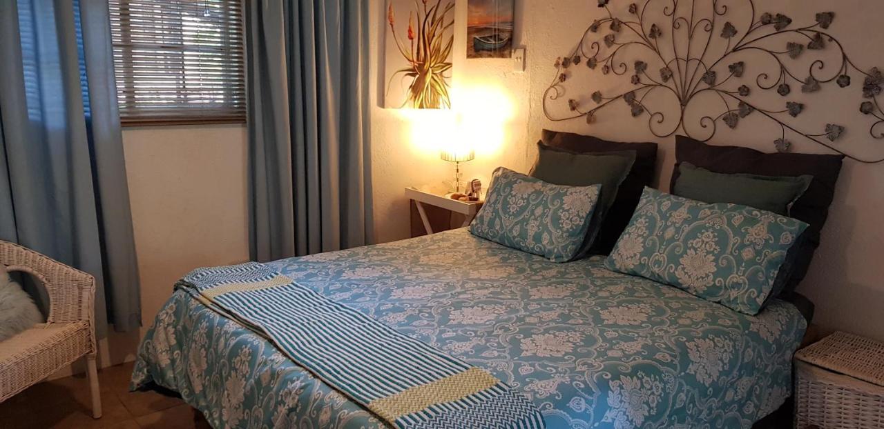 A Farm Stay - Casablanca'S Private Cottage,No Loadshedding! 헤이지뷰 외부 사진